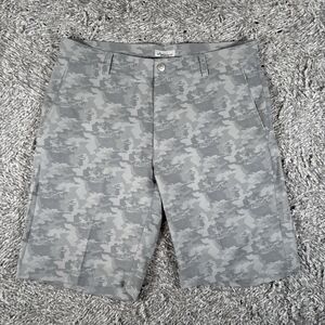PETER MILLAR Crown Sport Shackleford Camo Performance Hybrid Short Men's 34 Gray